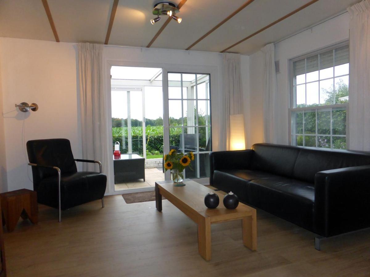Vakantiehuis Appelvink, Toplocatie In Bosrijke Omgeving 오이스터위지크 외부 사진